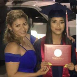 Meet your Posher, Candy